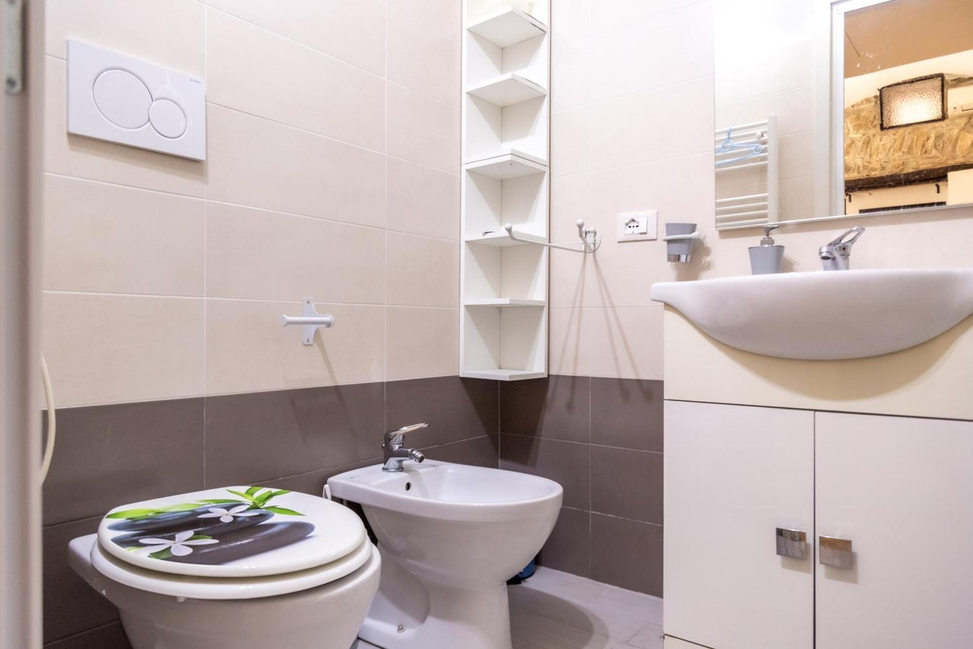 216b - Monolocale Lapigna Sanremo, Centro Storico Apartamento *